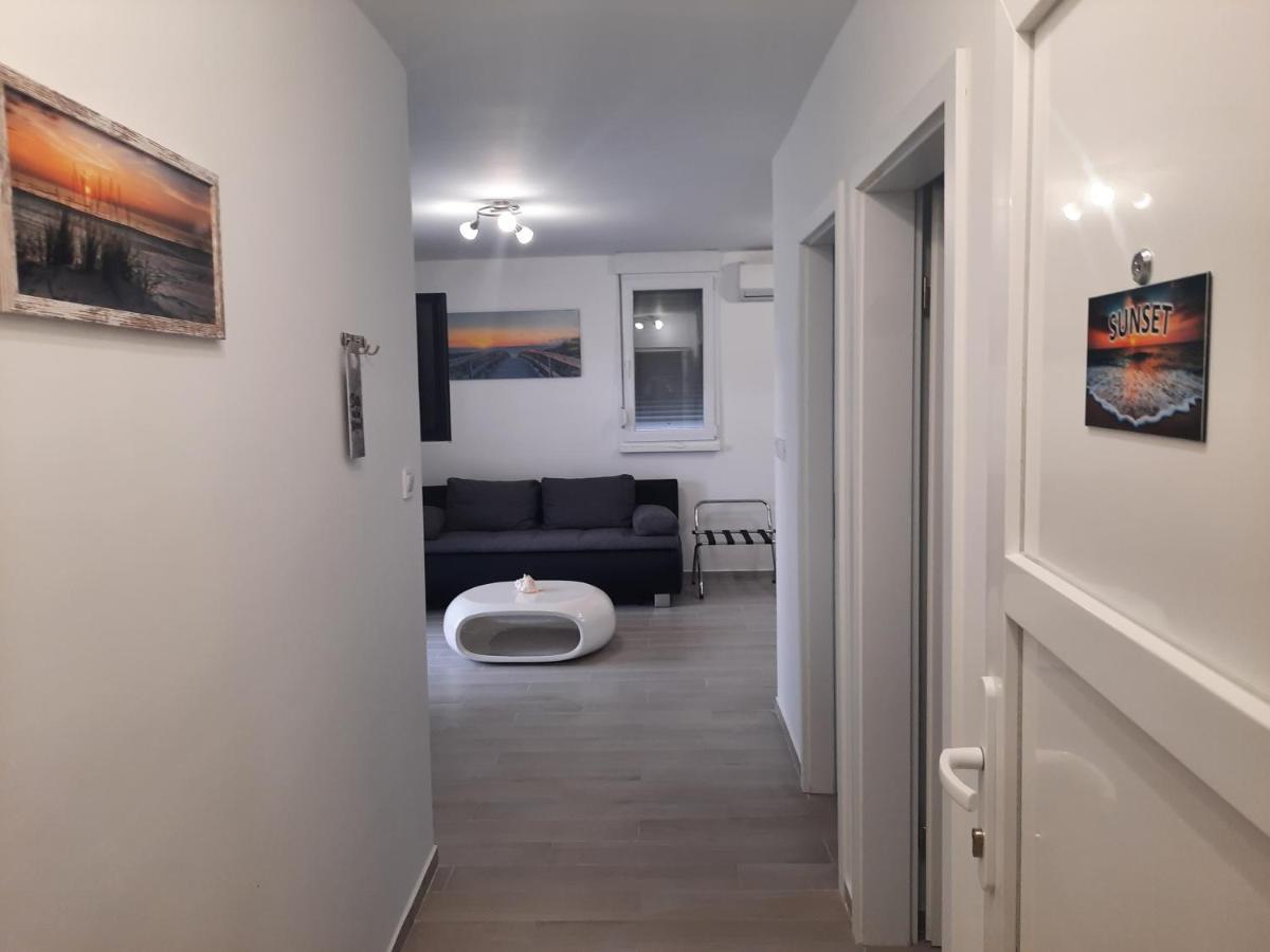 Luna Apartment *
